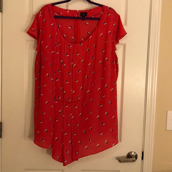 Worthington Tops - Light Flowy Shirt